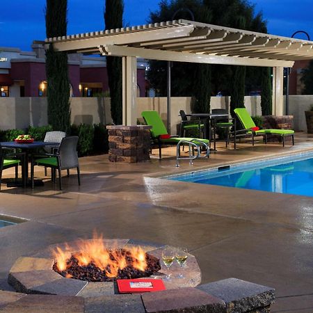 Hampton Inn & Suites Las Vegas South Exteriör bild