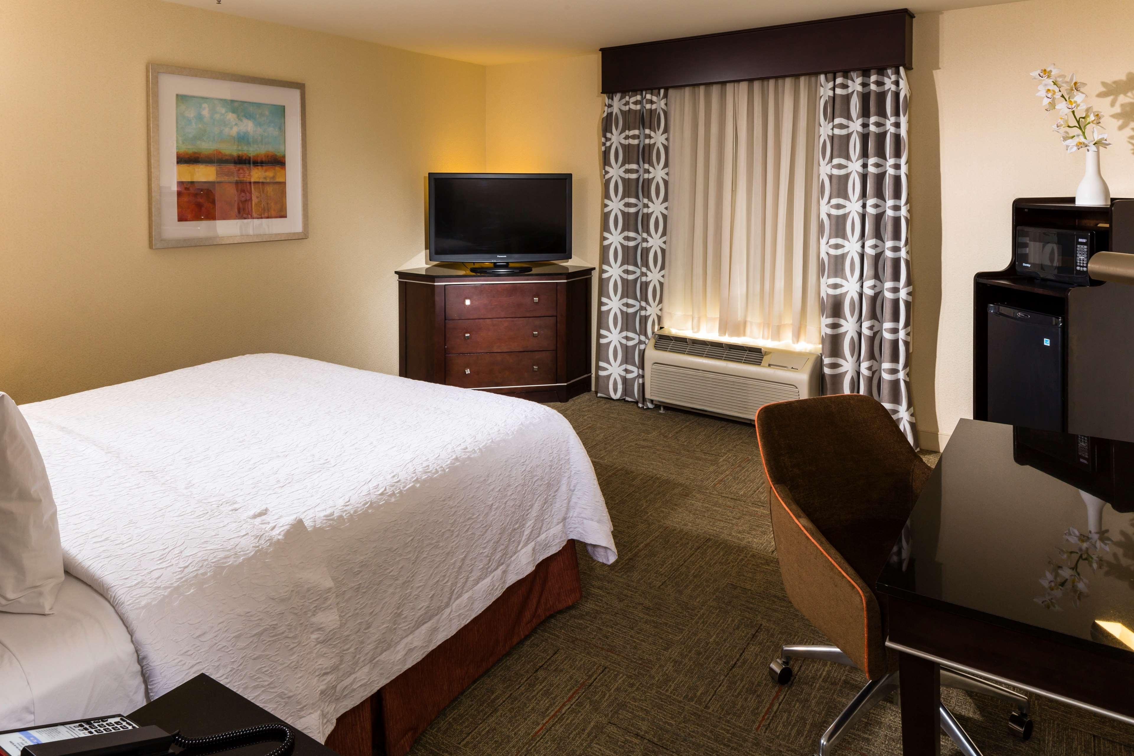 Hampton Inn & Suites Las Vegas South Exteriör bild