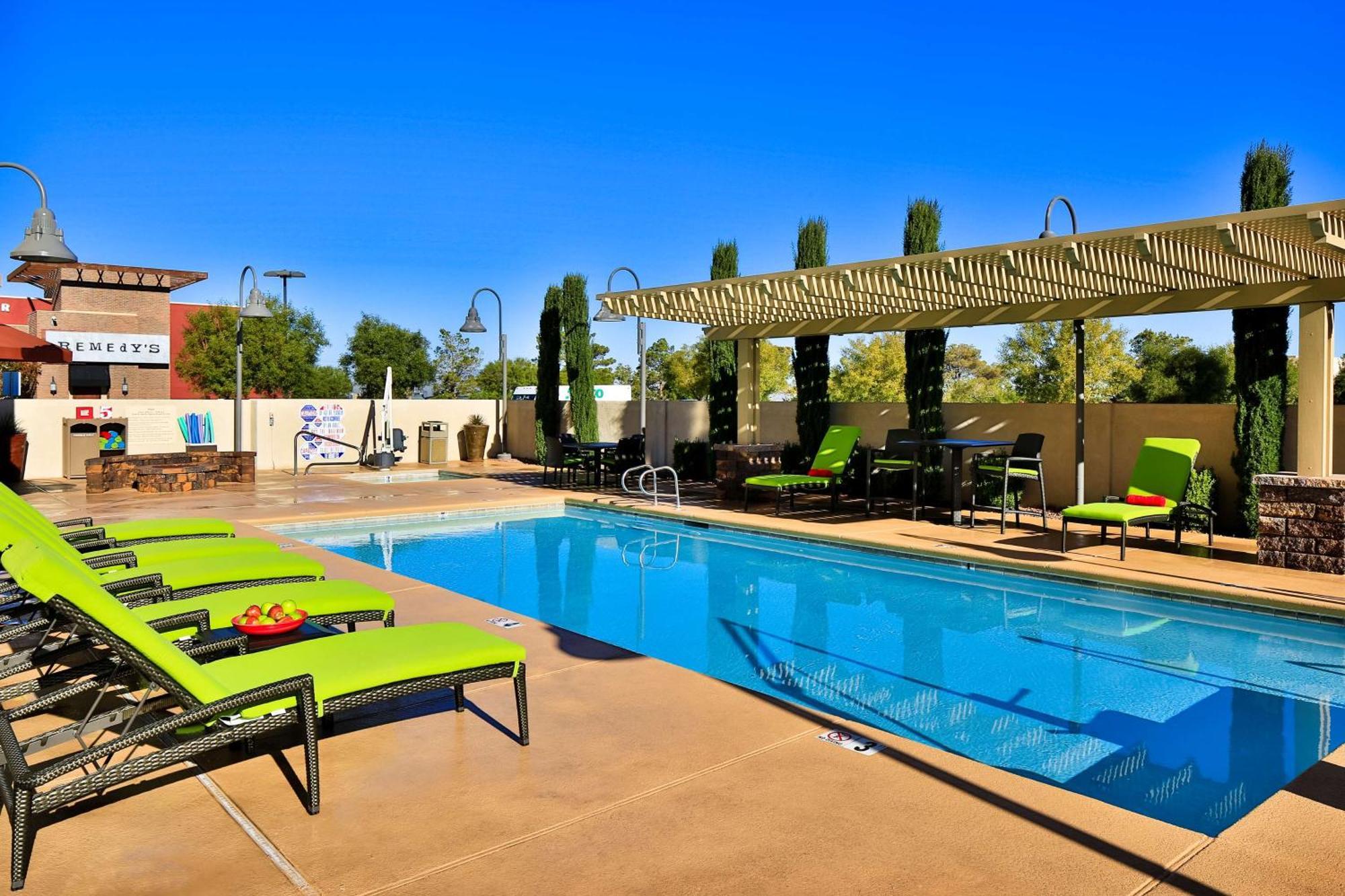 Hampton Inn & Suites Las Vegas South Exteriör bild