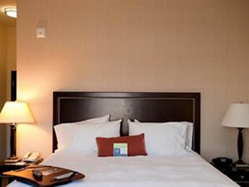 Hampton Inn & Suites Las Vegas South Exteriör bild