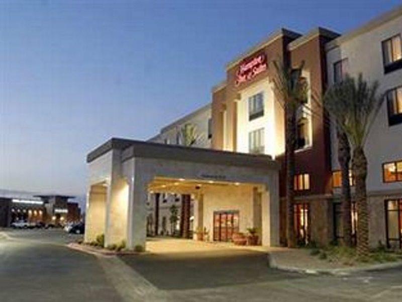 Hampton Inn & Suites Las Vegas South Exteriör bild