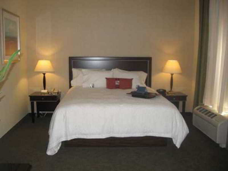 Hampton Inn & Suites Las Vegas South Rum bild